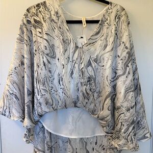 Tyche Black and White Marble Print Blouse